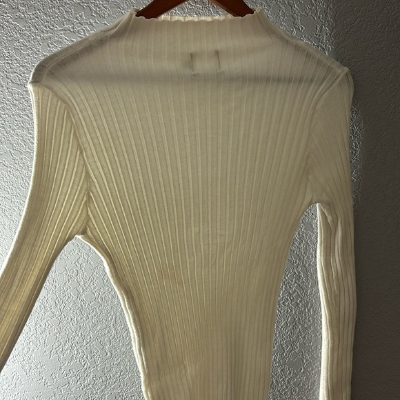 Princess Polly The Butler White Mock Neck Sweater Top - Picture 12 of 13